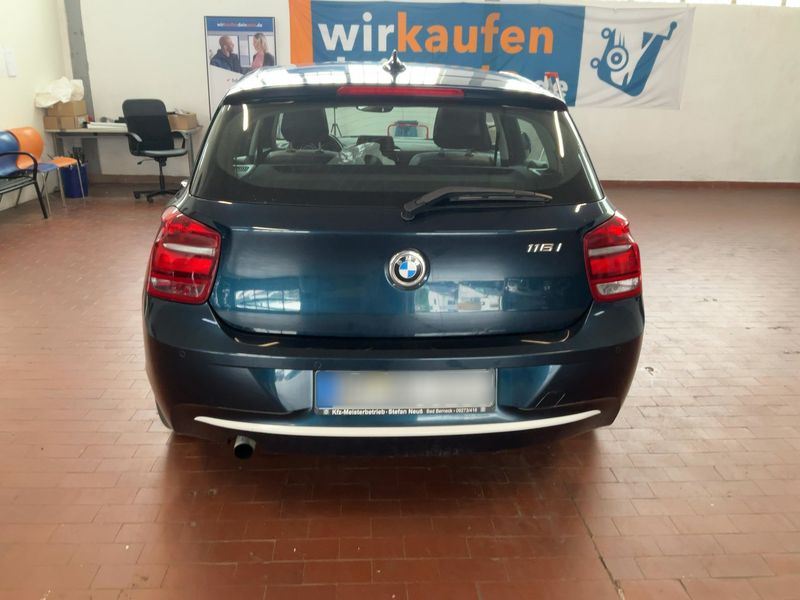 BMW 1er 116i 2012 – снимка 7