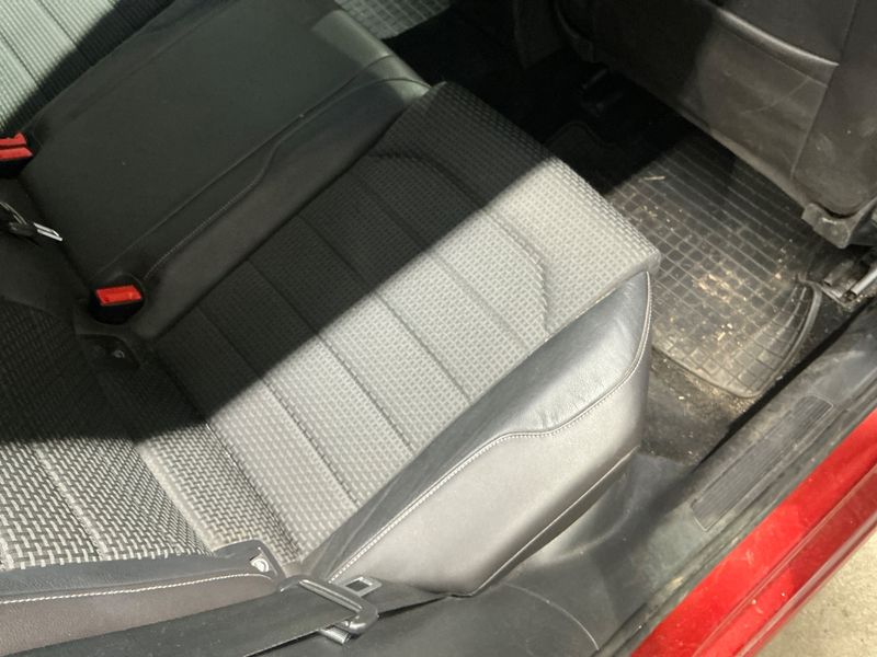 Volkswagen Golf VII 1.6 TDI Trendline BlueMotion Tech 2015 – снимка 33
