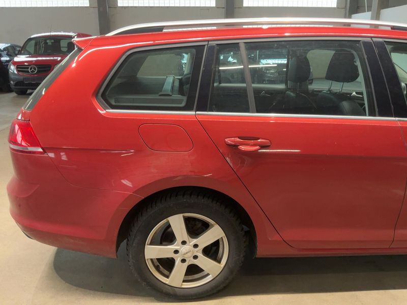 Volkswagen Golf VII 1.6 TDI Trendline BlueMotion Tech 2015 – снимка 8