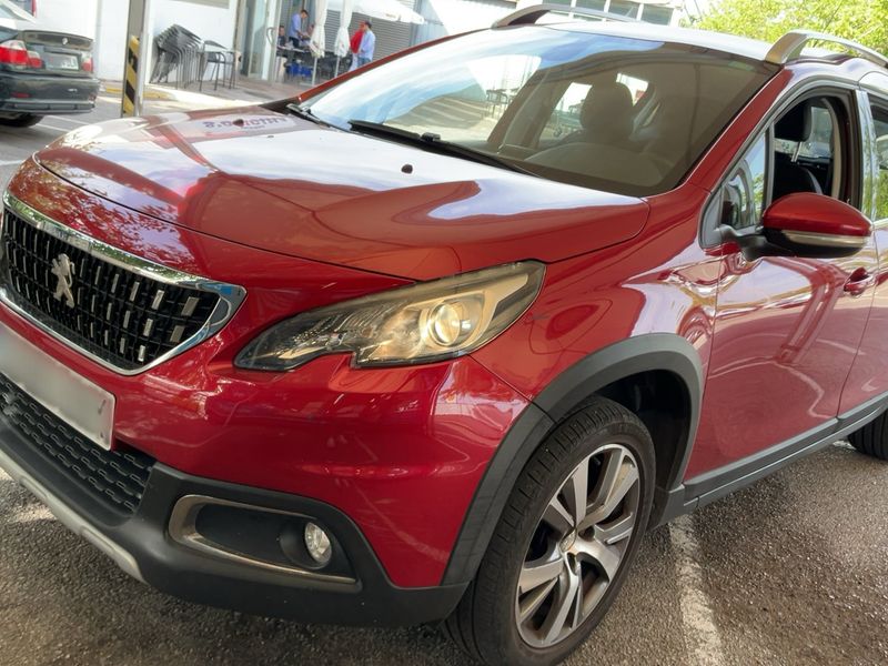 Peugeot 2008 1.6 Blue-HDi Allure 2017 – снимка 2