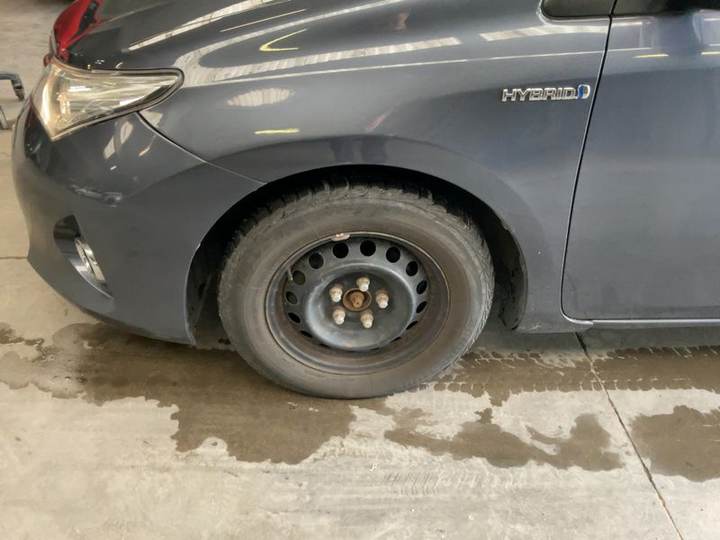 Toyota Auris Touring Sports 1.8 Hybrid Comfort 2014 – снимка 3