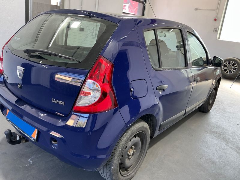 Dacia Sandero 1.4 Ambiance 2009 – снимка 2