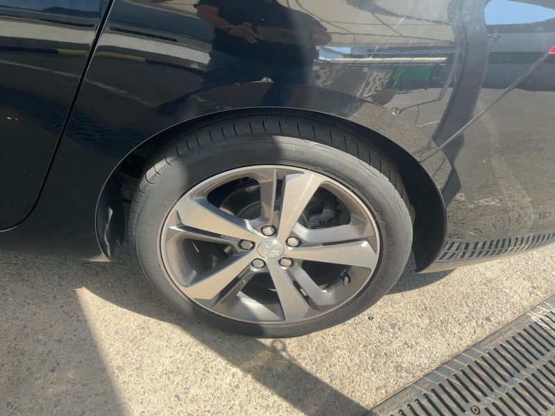 Peugeot 308 1.5 Blue-HDi Allure 2018 – снимка 5