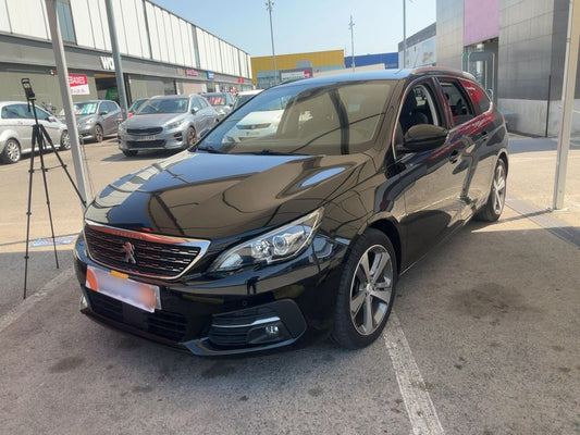 Peugeot 308 1.5 Blue-HDi Allure 2018 – снимка 1