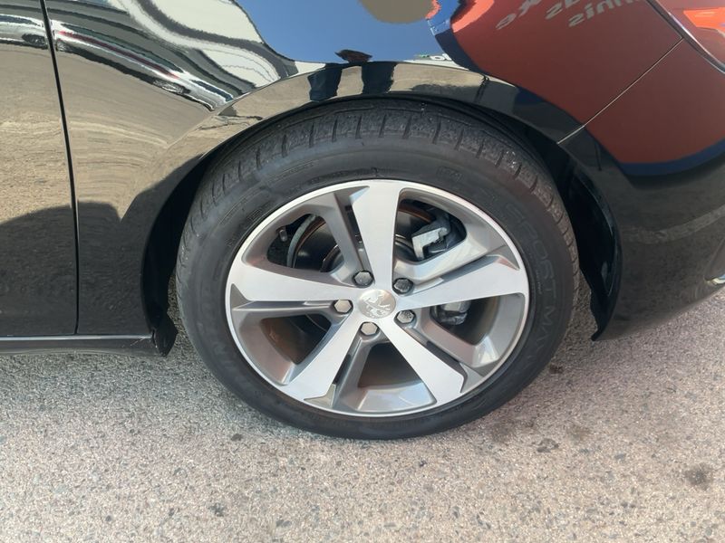 Peugeot 308 1.5 Blue-HDi Allure 2018 – снимка 11