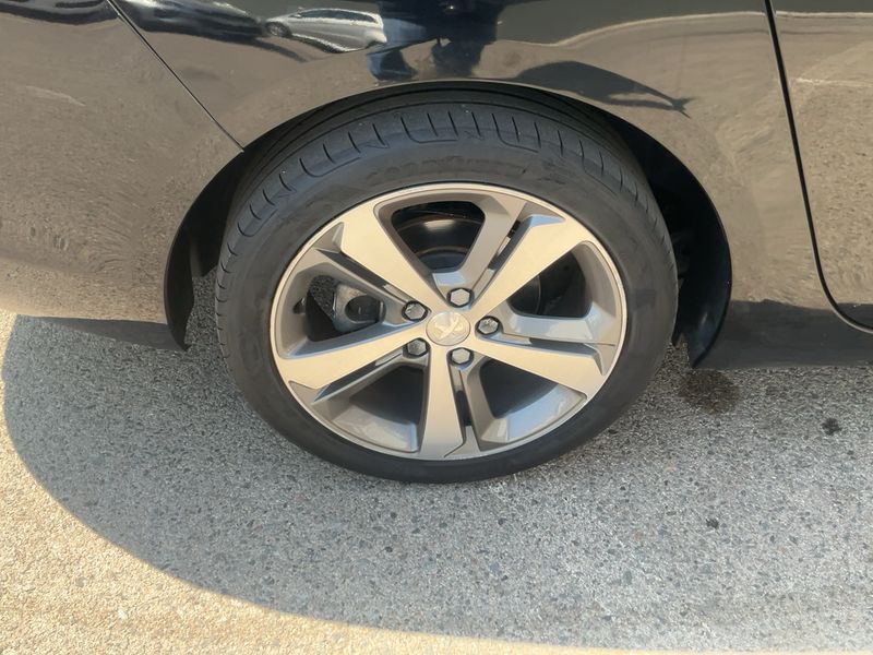 Peugeot 308 1.5 Blue-HDi Allure 2018 – снимка 9
