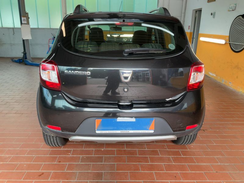 Dacia Sandero 1.5 dCi Stepway Prestige 2015 – снимка 7