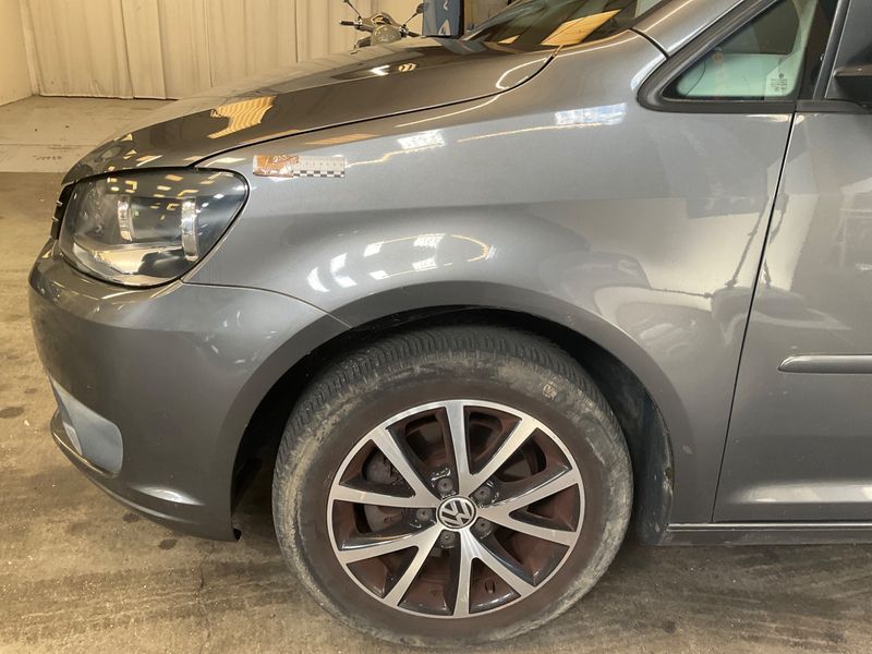 Volkswagen Touran 1.2 TSI Comfortline 2012 – снимка на щета