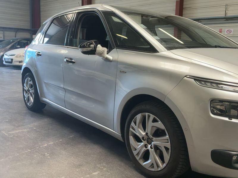 Citroen C4 Picasso 1.6 e-HDi Exclusive 2015 – снимка 12