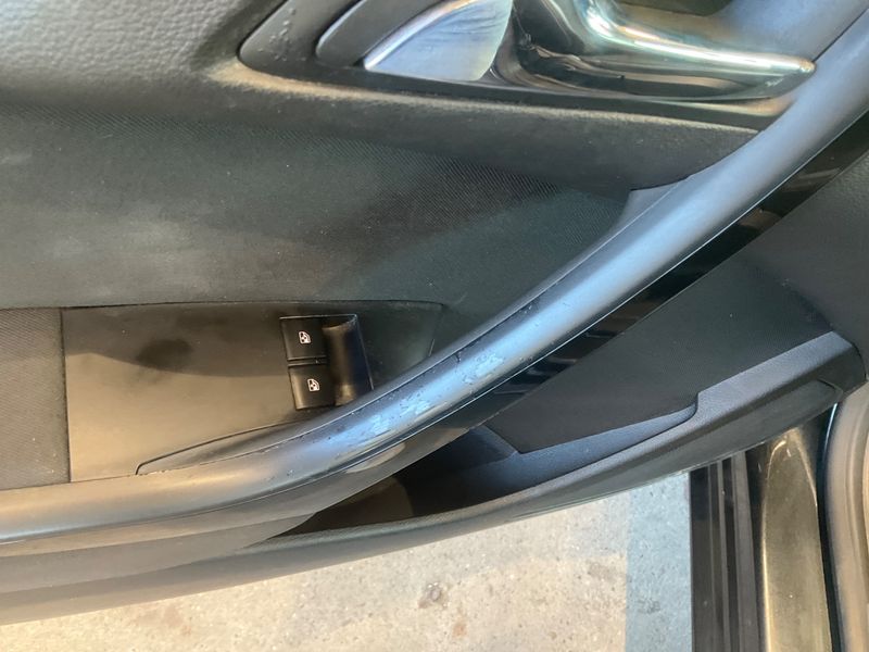 Opel Astra 1.6 CDTI DPF Style 2016 – снимка 26
