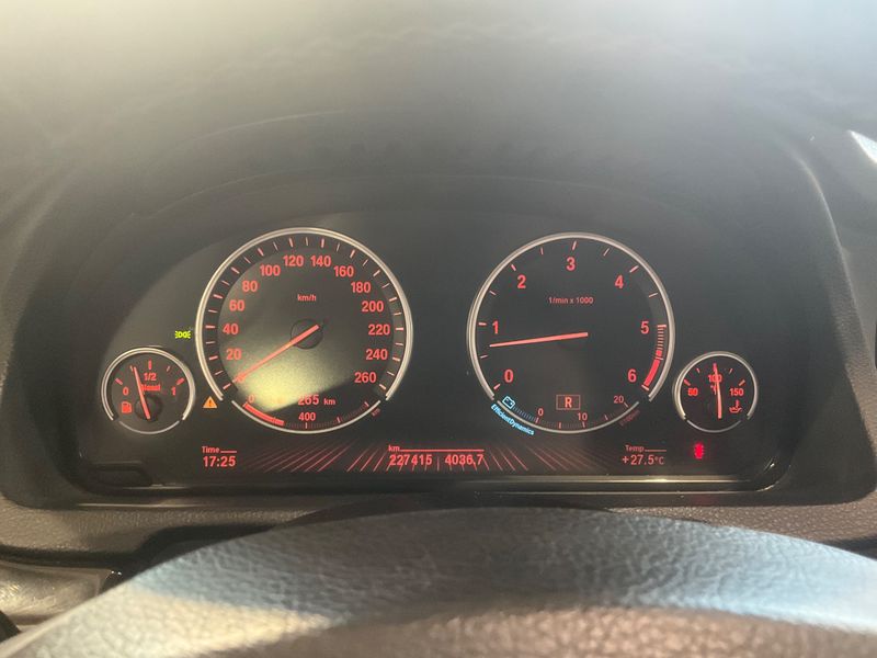 BMW 5er 530d GT 2011 – снимка 18
