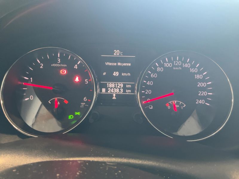 Nissan Qashqai 1.5 Turbodiesel Tekna 2013 – снимка 18