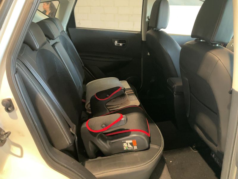 Nissan Qashqai 1.5 Turbodiesel Tekna 2013 – снимка 19