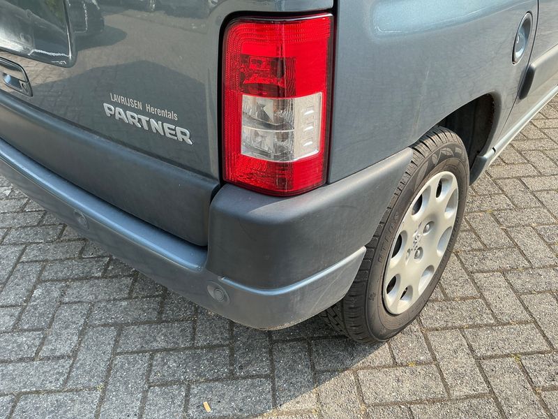 Peugeot Partner 1.4 Filou 2008 – снимка 37