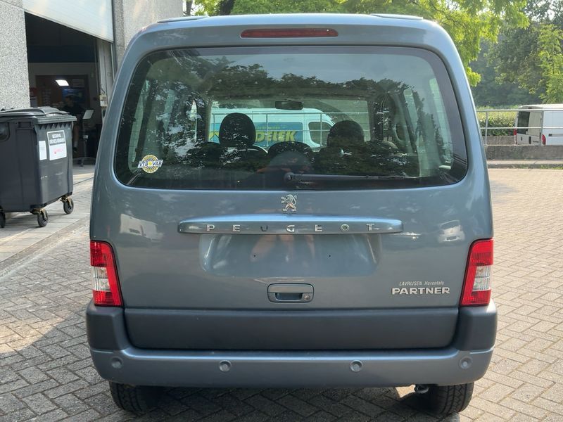 Peugeot Partner 1.4 Filou 2008 – снимка 7