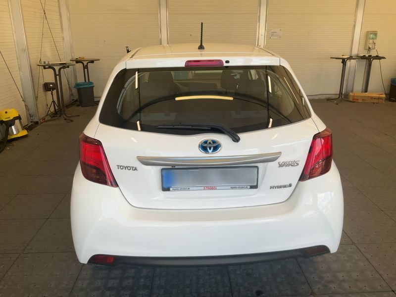 Toyota Yaris 1.5 Hybrid Comfort 2015 – снимка 7