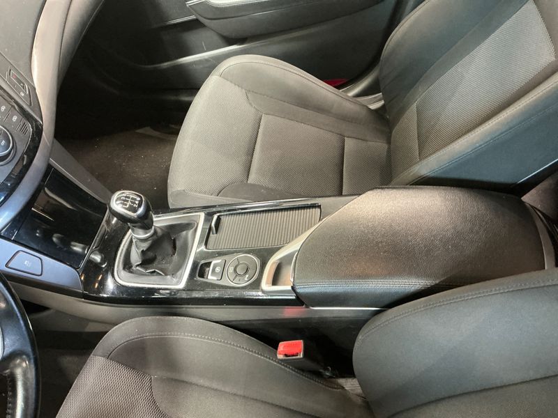 Hyundai i40 1.7 CRDi Style 2013 – снимка 37