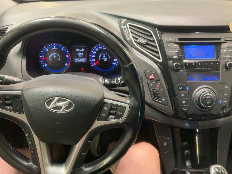 Hyundai i40 1.7 CRDi Style 2013 – снимка 17