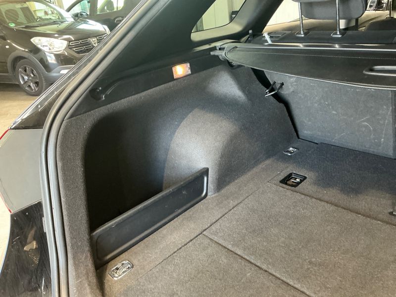 Hyundai i40 1.7 CRDi Style 2013 – снимка 33