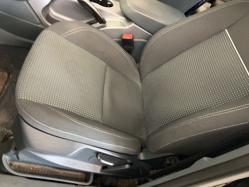Ford Grand C-Max 1.6 EcoBoost SYNC Edition 2014 – снимка 25