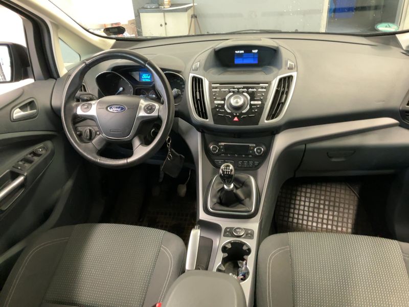 Ford Grand C-Max 1.6 EcoBoost SYNC Edition 2014 – снимка 18