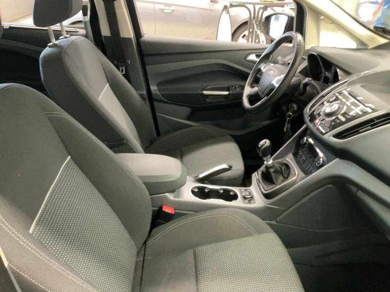 Ford Grand C-Max 1.6 EcoBoost SYNC Edition 2014 – снимка 17