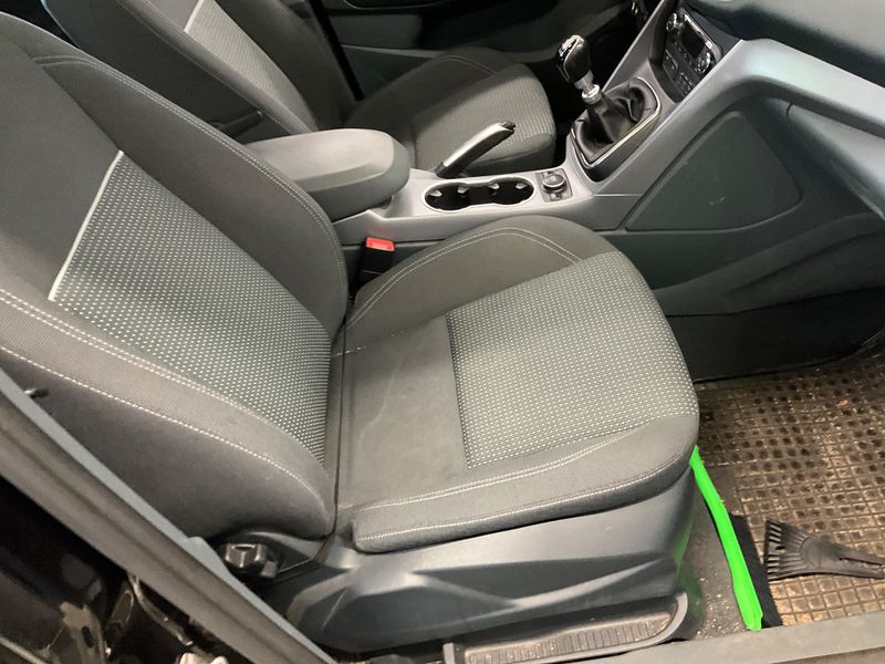 Ford Grand C-Max 1.6 EcoBoost SYNC Edition 2014 – снимка 26