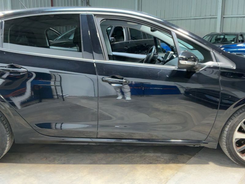 Peugeot 208 1.6 e-HDi Féline 2013 – снимка 10