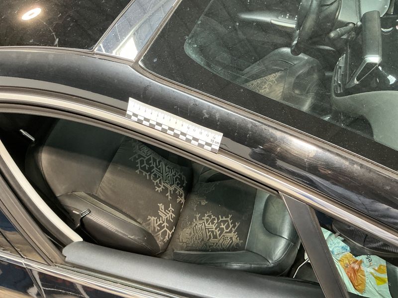 Peugeot 208 1.6 e-HDi Féline 2013 – снимка 28