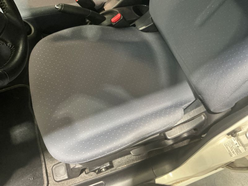 Peugeot iOn electric drive 35 kW Active 2016 – снимка 25