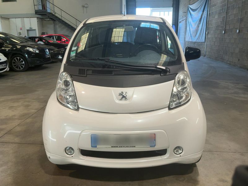 Peugeot iOn electric drive 35 kW Active 2016 – снимка 14