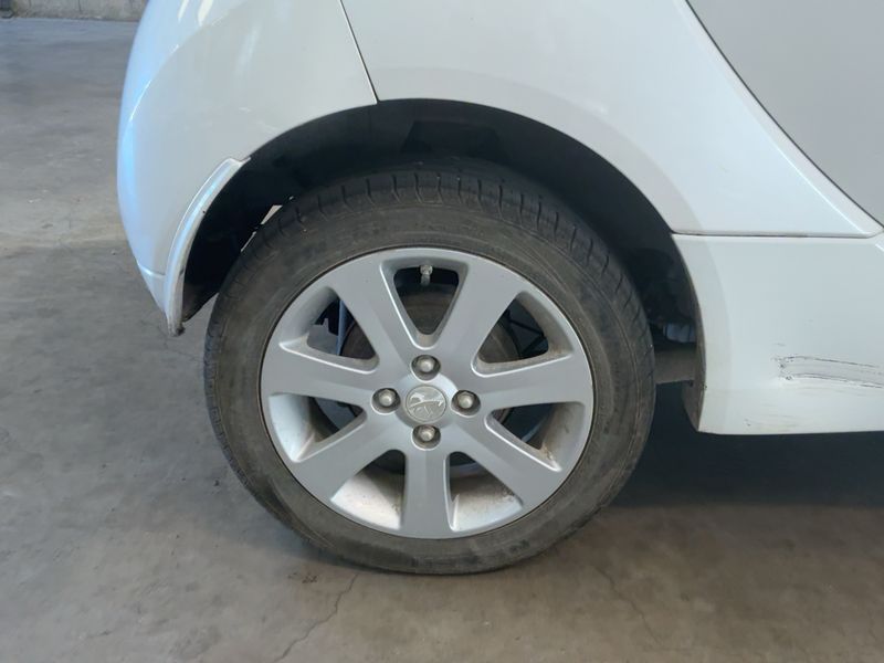 Peugeot iOn electric drive 35 kW Active 2016 – снимка 9