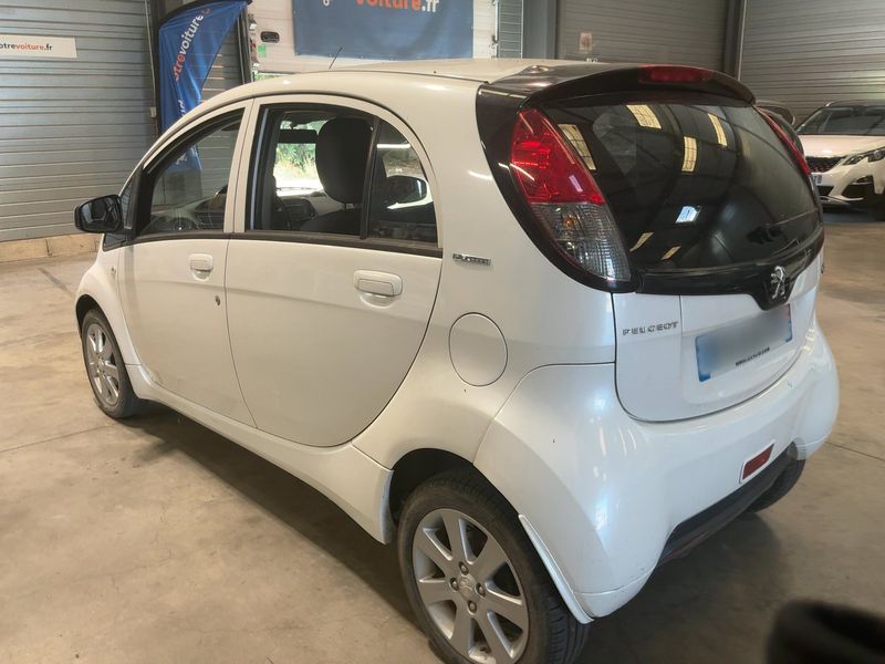 Peugeot iOn electric drive 35 kW Active 2016 – снимка 6