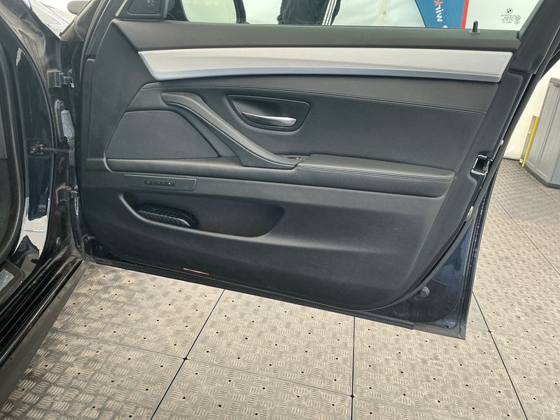BMW 5er M550d xDrive 2013 – снимка 27