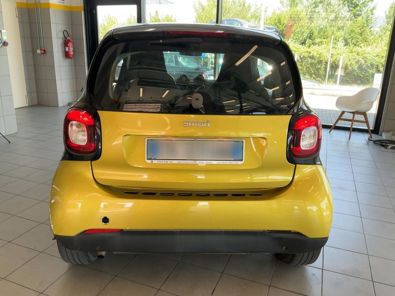 Smart fortwo 1.0 Basis passion 2018 – снимка 7