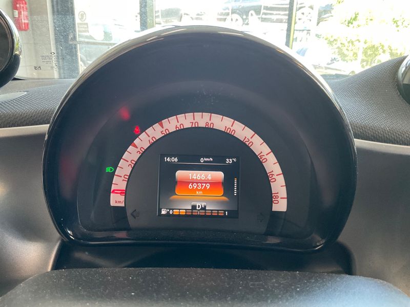 Smart fortwo 1.0 Basis passion 2018 – снимка 18