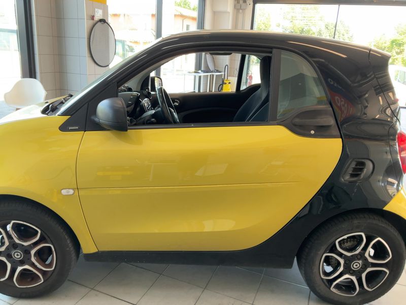 Smart fortwo 1.0 Basis passion 2018 – снимка 4