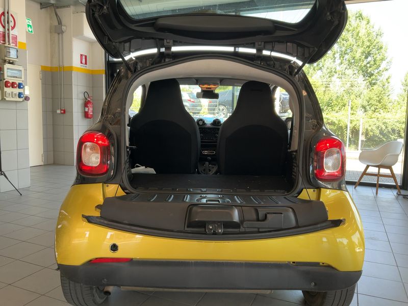 Smart fortwo 1.0 Basis passion 2018 – снимка 15