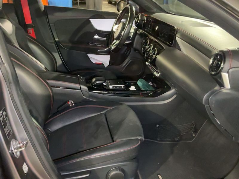 Mercedes-Benz CLA-Klasse CLA 35 AMG 4Matic 2020 – снимка 16
