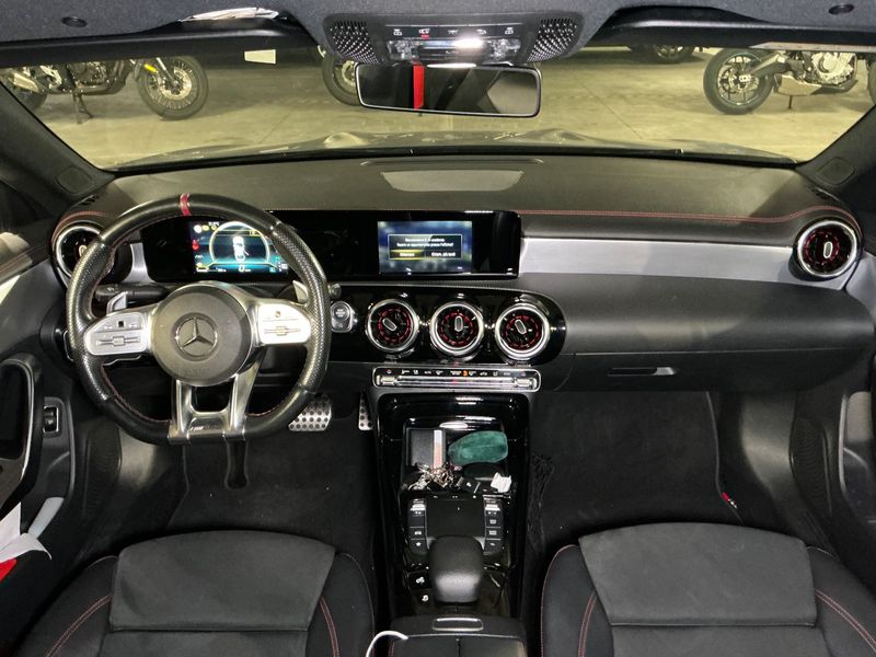 Mercedes-Benz CLA-Klasse CLA 35 AMG 4Matic 2020 – снимка 17