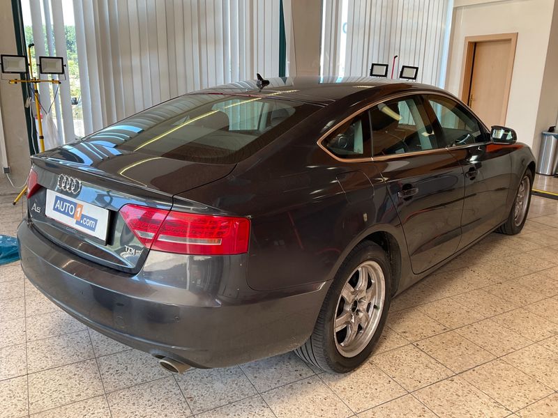 Audi A5 Sportback 2.7 V6 TDI 2011 – снимка 2