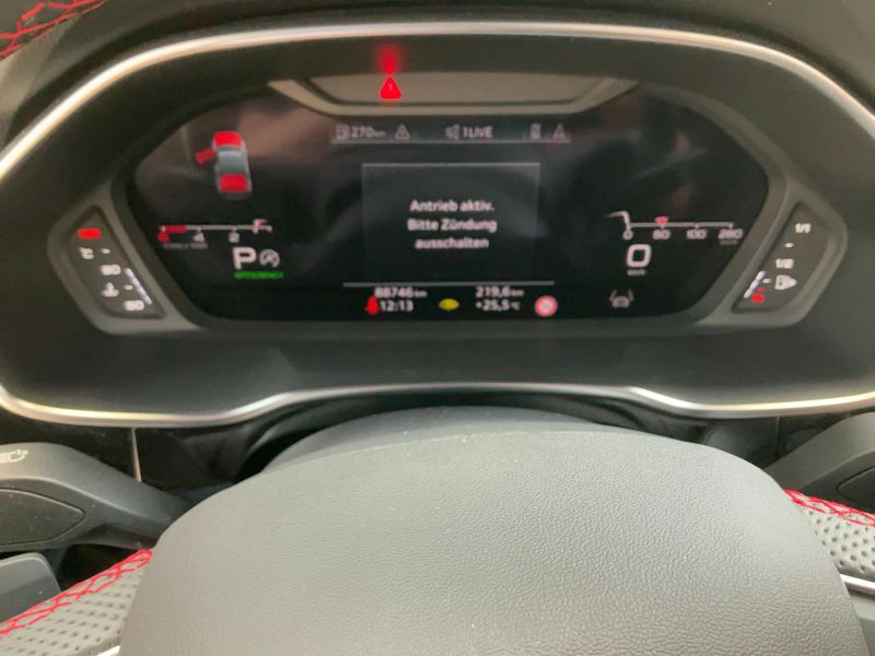 Audi Q3 Sportback 40 TDI quattro S line 2023 – снимка 19