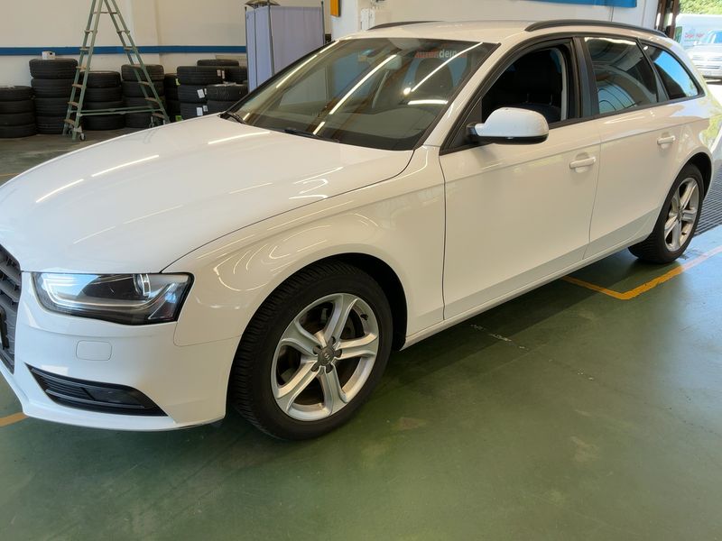 Audi A4 2.0 TDI Ambition 2013 – снимка 2