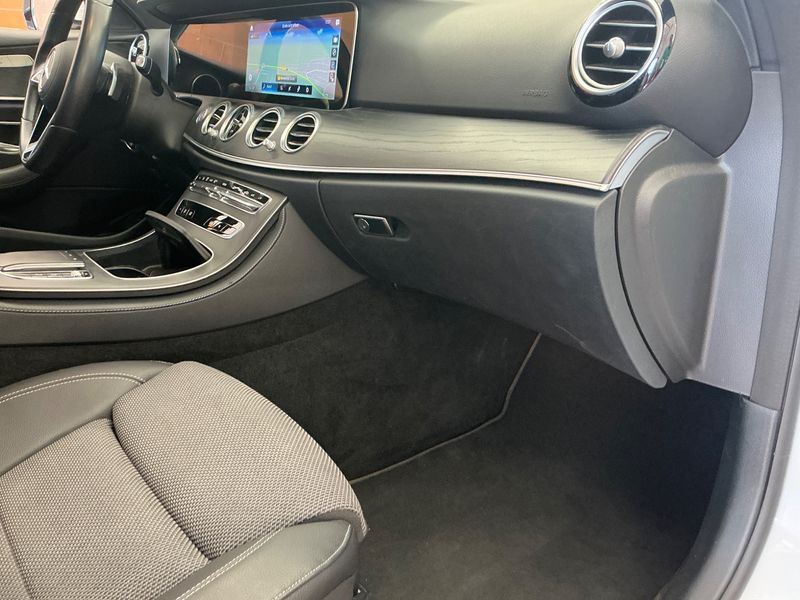 Mercedes-Benz E-Klasse E 200 Mild-Hybrid T 4Matic Avantgarde 2022 – снимка 23