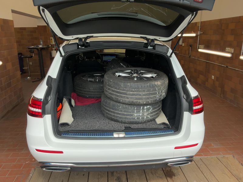 Mercedes-Benz E-Klasse E 200 Mild-Hybrid T 4Matic Avantgarde 2022 – снимка 16