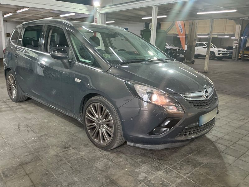Opel Zafira Tourer 2.0 CDTI Excellence 2014 – снимка 12