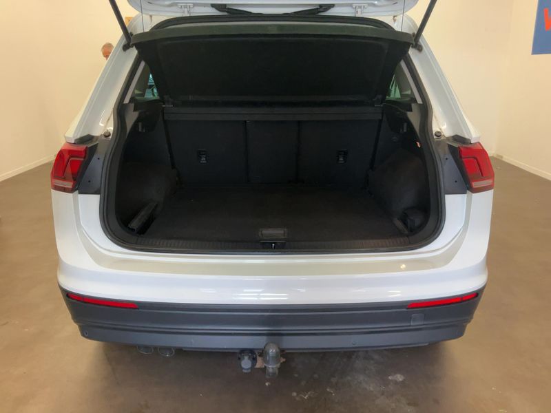 Volkswagen Tiguan 2.0 TDI Comfortline 4Motion BlueMotion Tech 2017 – снимка 15