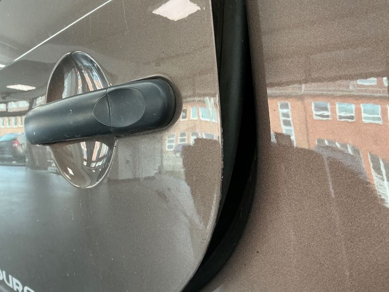 Volkswagen Touran 2.0 TDI CrossTouran 2014 – снимка 30