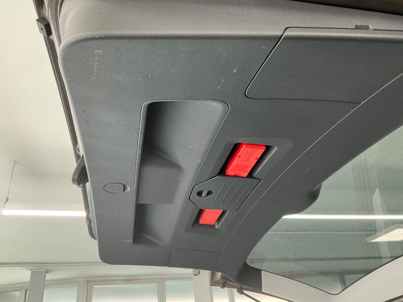 Volkswagen Touran 2.0 TDI CrossTouran 2014 – снимка 23