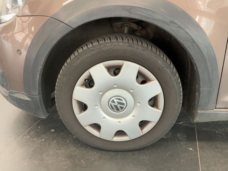 Volkswagen Touran 2.0 TDI CrossTouran 2014 – снимка 3